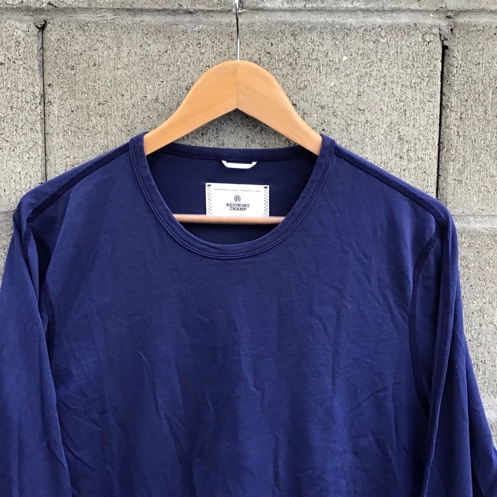 Reigning champ blue long sleeve activewear t shirt womens large
